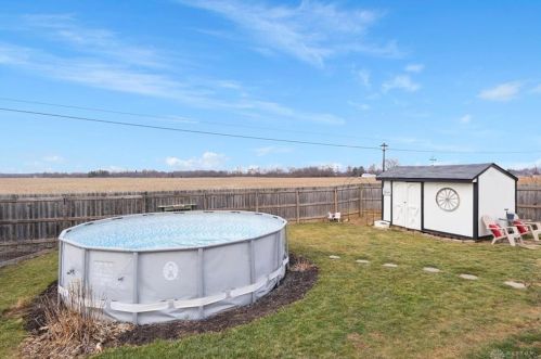 128 Wickham Farm Dr, Englewood OH  45322-2948 exterior