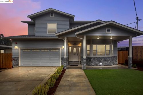 3166 Hood St, Oakland, CA 94605-5316