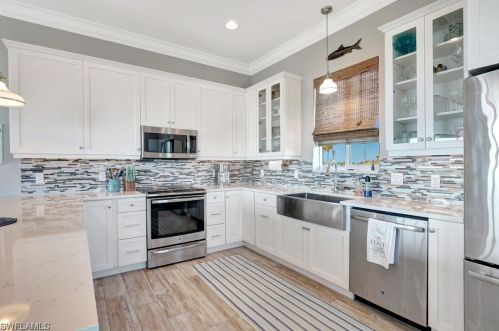 3420 1 Ave, Saint James City FL  33956-2001 exterior