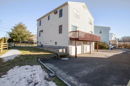 43 Nash Pl, Norwalk CT  06854-1404 exterior
