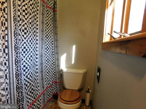 83 Drehersville Rd, Molino PA  17961-8918 exterior