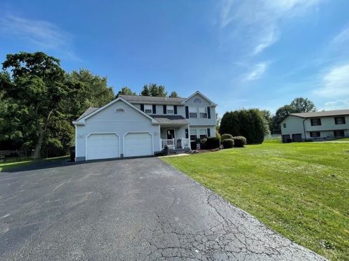 3430 Marylane Dr, Hermitage, PA 16148-7278