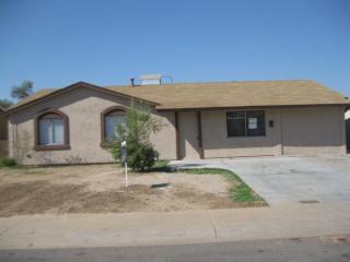 4110 71st Ln, Phoenix AZ  85033-3104 exterior