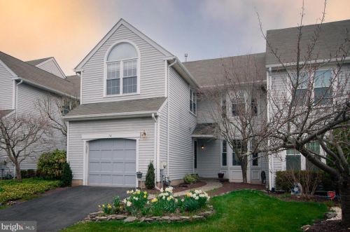 74 Harlow Cir, Prospectville, PA 19002-2076