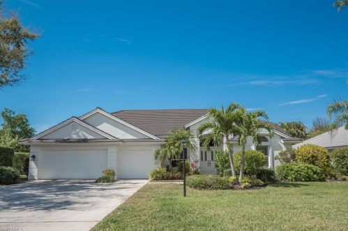7525 Cordoba Cir, Naples, FL 34109-7118