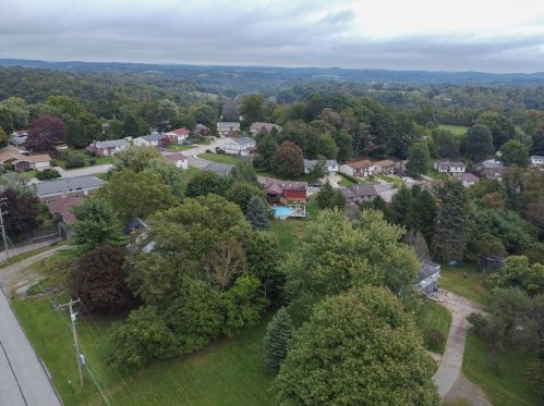 541 Idaho Ave, Verona PA  15147-2909 exterior