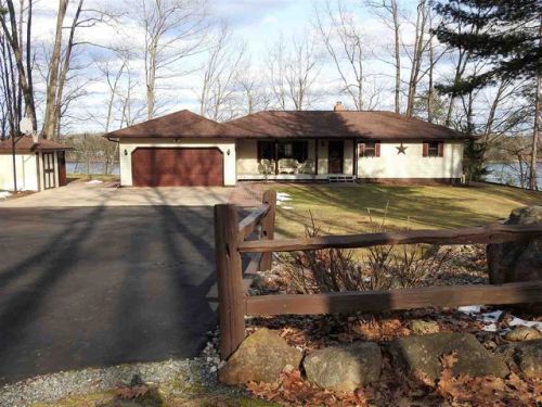 3984 Lake Ellwood Rd, Florence, WI 54121-9153