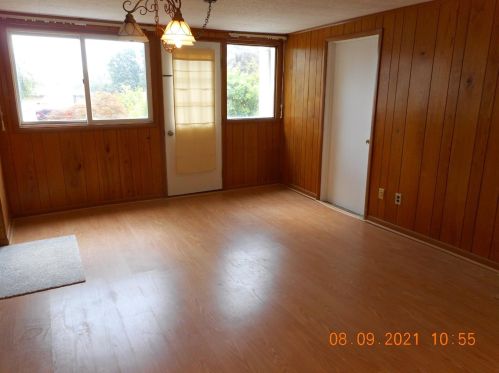 8383 Cheviot Rd, Cincinnati OH  45247-3803 exterior