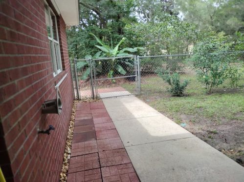 194 Creekside Ln, Defuniak Springs FL  32433-4906 exterior