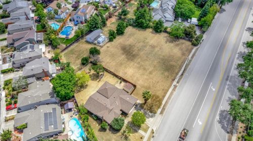 15090 Watsonville Rd, Morgan Hill CA  95037-6004 exterior