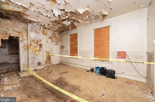 1264 Liberty St, Camden, NJ 08104-1249