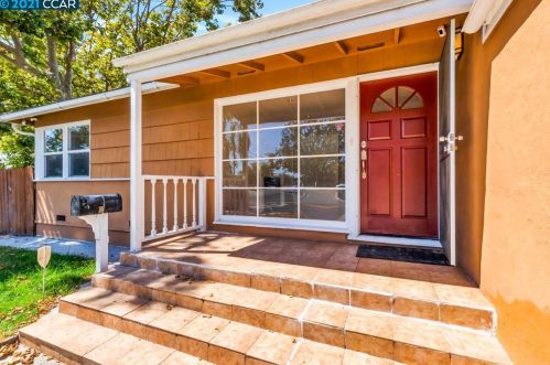 997 Hacienda Ave, San Lorenzo CA  94580-2856 exterior