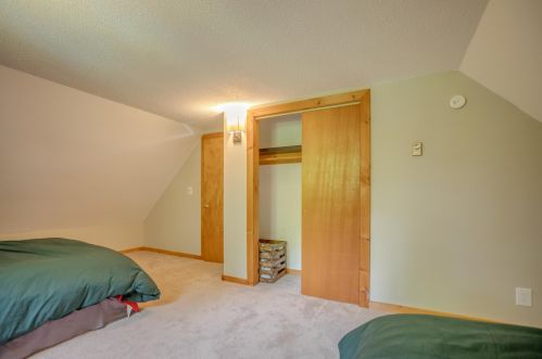 42 Sugar Run, Ellsworth NH  03285-6852 exterior