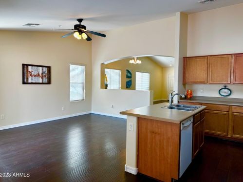 809 113th Ave, Avondale AZ  85323-6866 exterior