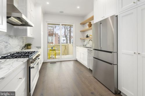 3125 11th St, Washington DC  20010-2401 exterior