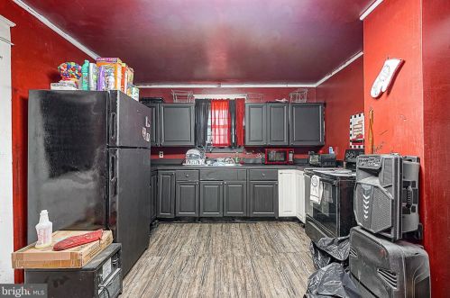 18 Roosevelt St, West Deptford NJ  08066-1028 exterior