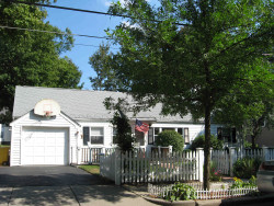 47 Bunker Ln, Newton, MA 02465-1726