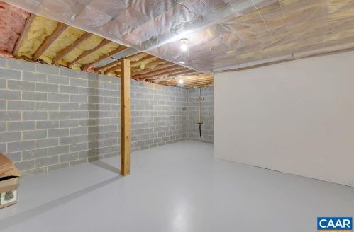 79 Ponderosa Ln, Bybee VA  22963-2405 exterior