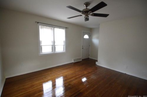377 Pearl Harbor St, Bridgeport CT  06610-2321 exterior