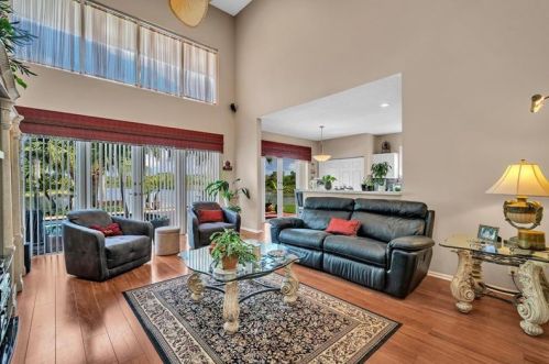 1333 175th Way, Hollywood FL  33029-4824 exterior