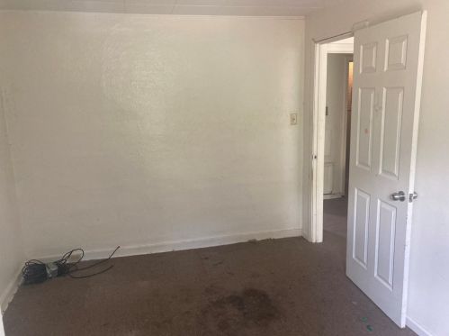 5014 Orinoco St, Pittsburgh PA 15207-1646 exterior