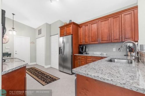 7651 Cherry Blossom St, Boynton Beach, FL 33437-5437