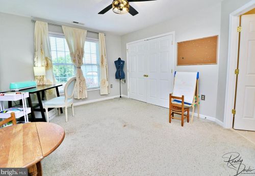 59 Brighton Pl, Charles Town WV  25414-2584 exterior