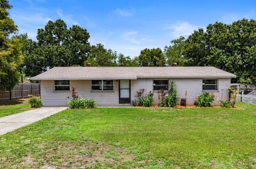1045 Breezewood Dr, Lakeland, FL 33809-3851