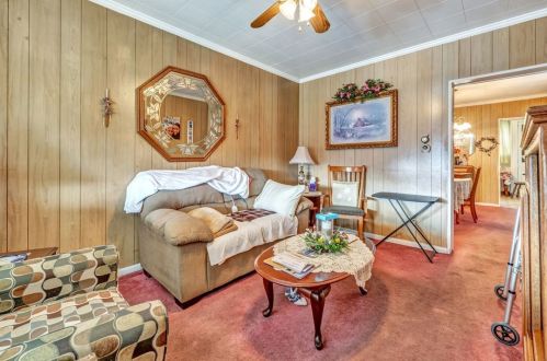 432 Melrose Ave, Ambridge PA 15003-2404 exterior