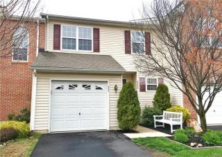 6949 Hunt Dr, Macungie, PA 18062-9219