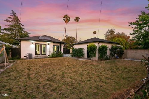 5301 Norwich Ave, Van Nuys CA 91411-3634 exterior