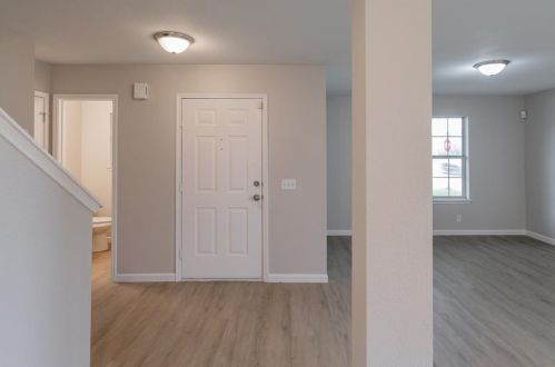 101 Azalea Dr, Georgetown TX  78626-4802 exterior