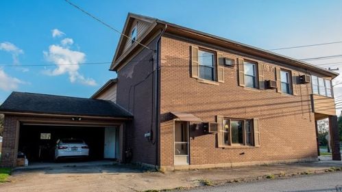 90 Yankeetown Ave, Homer City, PA 15748-1009