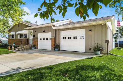 60 Eastgate Ave, West Jefferson, OH 43162-1187