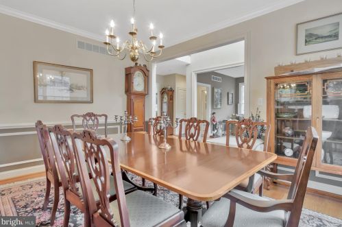 23 Hampshire Ct, Wilmington DE  19807-2535 exterior