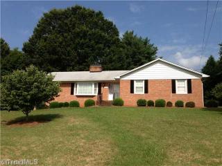 4060 Tangle Ln, Winston Salem, NC 27106-2932