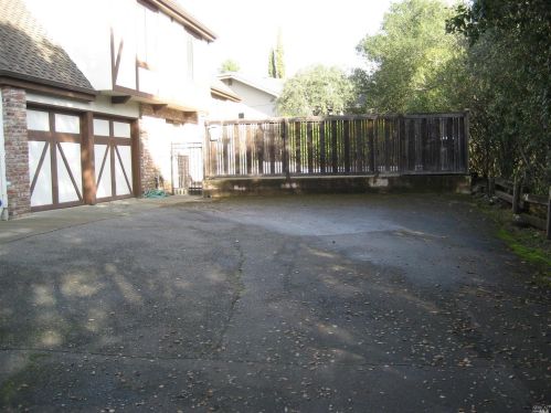 4707 Parktrail Dr, Santa Rosa, CA 95405-7939