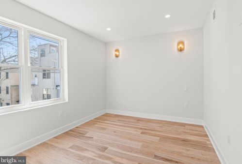 1155 18th St, Philadelphia PA  19146-3052 exterior