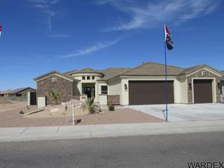926 Country Club Dr, Kingman, AZ 86401-3902