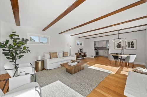 2020 Helena Way, Redwood City CA  94061-3311 exterior