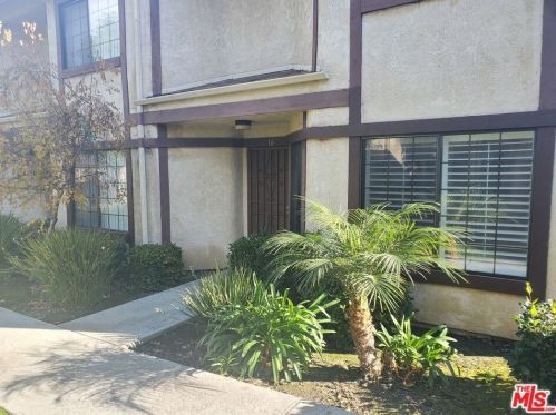 14439 Chadron Ave, Hawthorne, CA 90250-0608