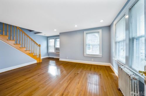 38 Madison Ave, Avenel NJ  07001-1445 exterior