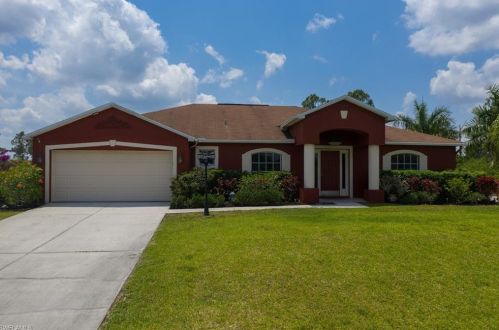 1138 Mobley St, Lehigh Acres, FL 33974-5579