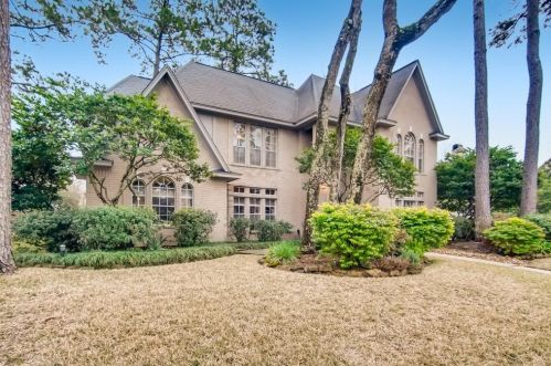 1810 Misty Hill Ln, Humble, TX 77345-1940