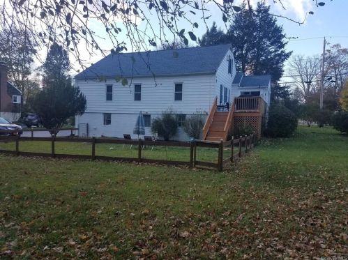 190 Overocker Rd, Poughkeepsie, NY 12603-2010
