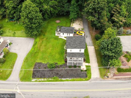 2149 Old Lancaster Pike, Swartzville PA  17569-9139 exterior