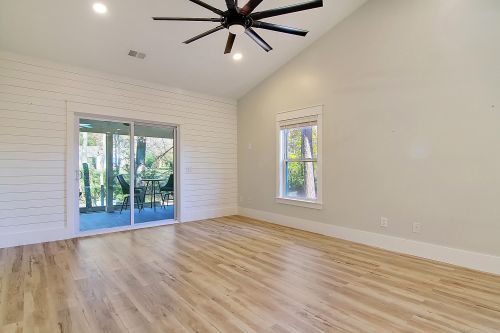 1713 Lauda Dr, Mount Pleasant SC  29464-9601 exterior
