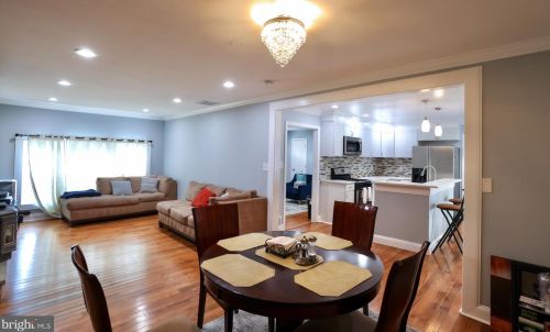 15108 Costa Dr, Woodbridge VA  22193-1647 exterior
