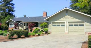 2309 Oak Knoll Dr, Santa Rosa CA  95403-8910 exterior