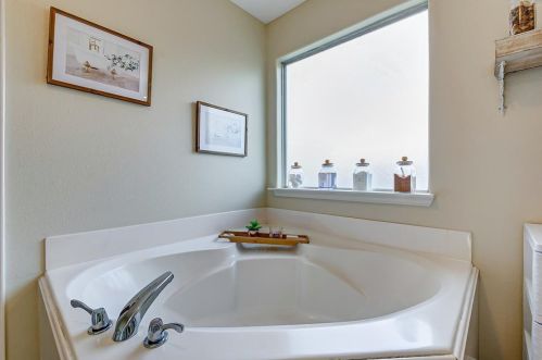 3810 Cloudbluff Ln, Richmond TX  77469-4117 exterior